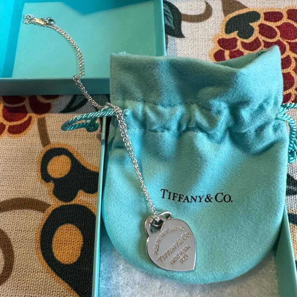 Tiffany & Co. Sterling Silver Return to Tiffany Heart Tag Pendant Necklace